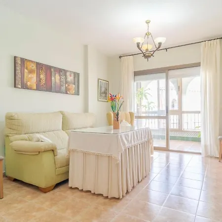 Lejlighed Stunning In With Wifi And 1 Bedrooms *